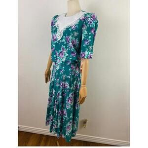 Vintage 80s Womens Size S-M Puff Sleeve Floral Frilly Lace Dress USA Cottagecore